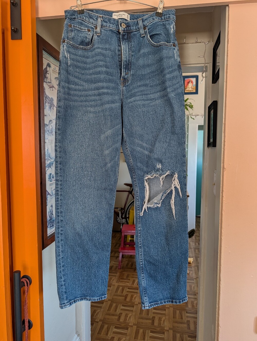 Abercrombie & Fitch '90s Straight Ultra Highrise Jeans